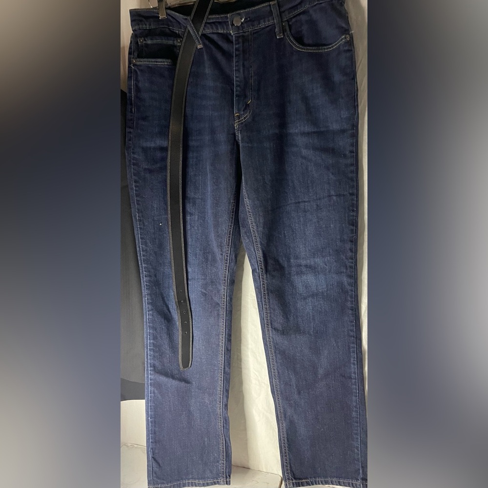 💰Levi's Men's Relaxed Jeans -36x32 PLUS FREE NIKE LEATHER BELT!!